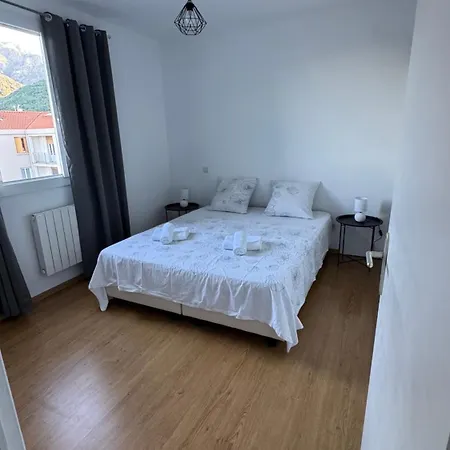 Apartment T4